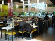 Restaurace MAKAKIKO running sushi